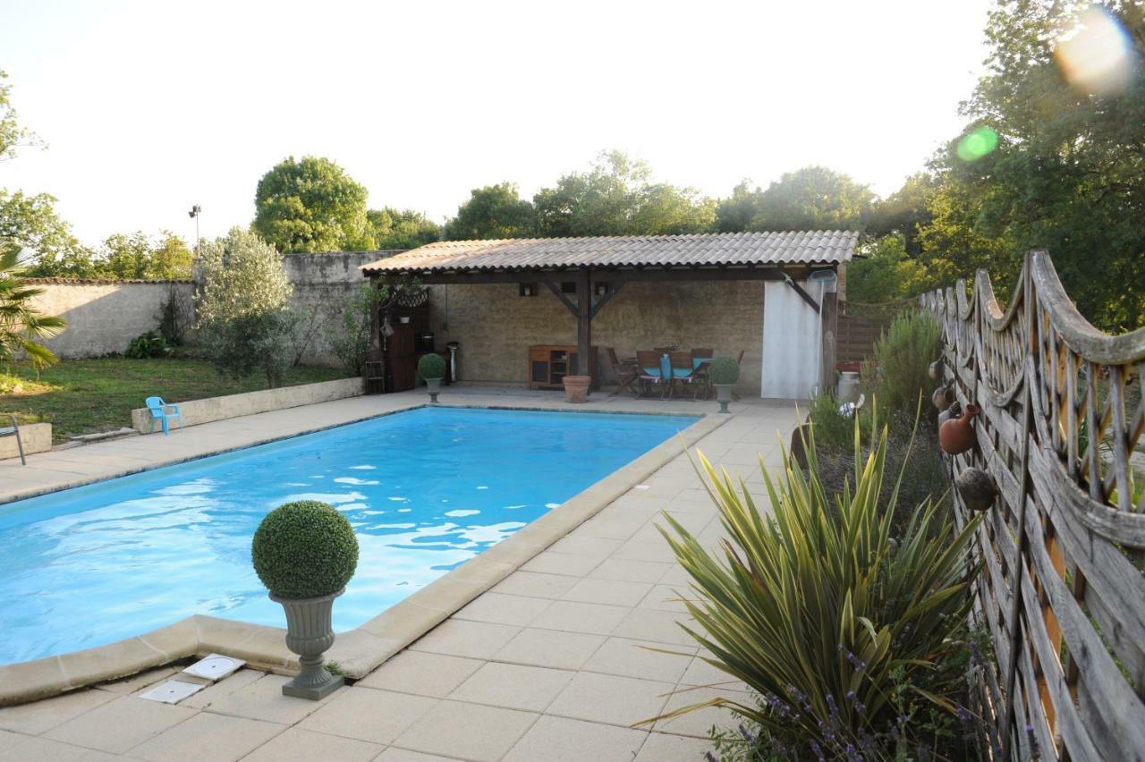 Chalet De La Laigne Allas-Bocage Buitenkant foto